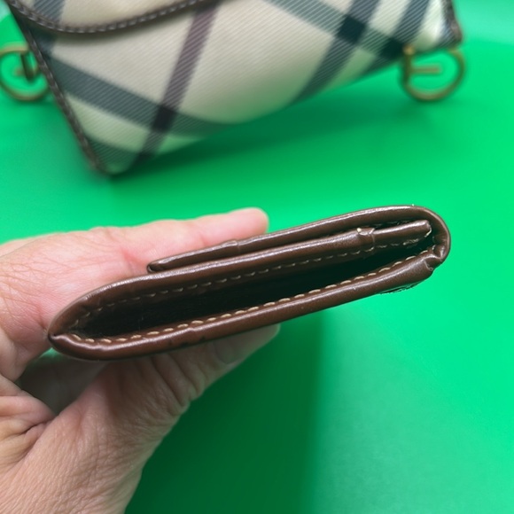 Burberry blue label wallet& coin pouch - Picture 13 of 17